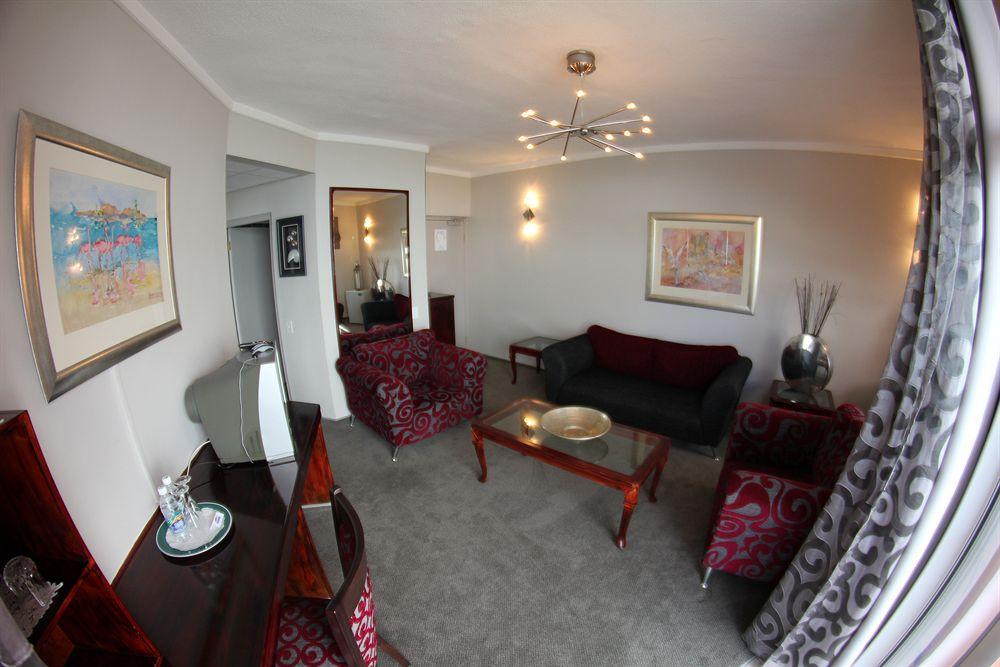 Luederitz Nest Hotel Bagian luar foto