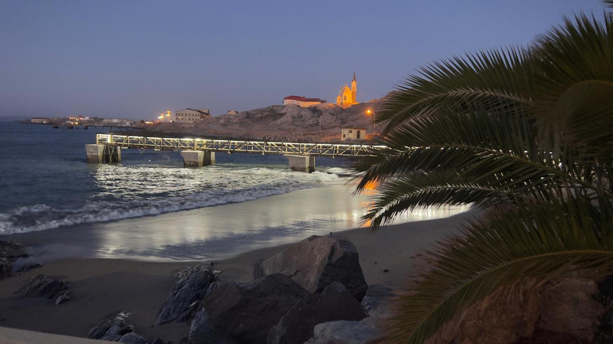 Luederitz Nest Hotel Bagian luar foto