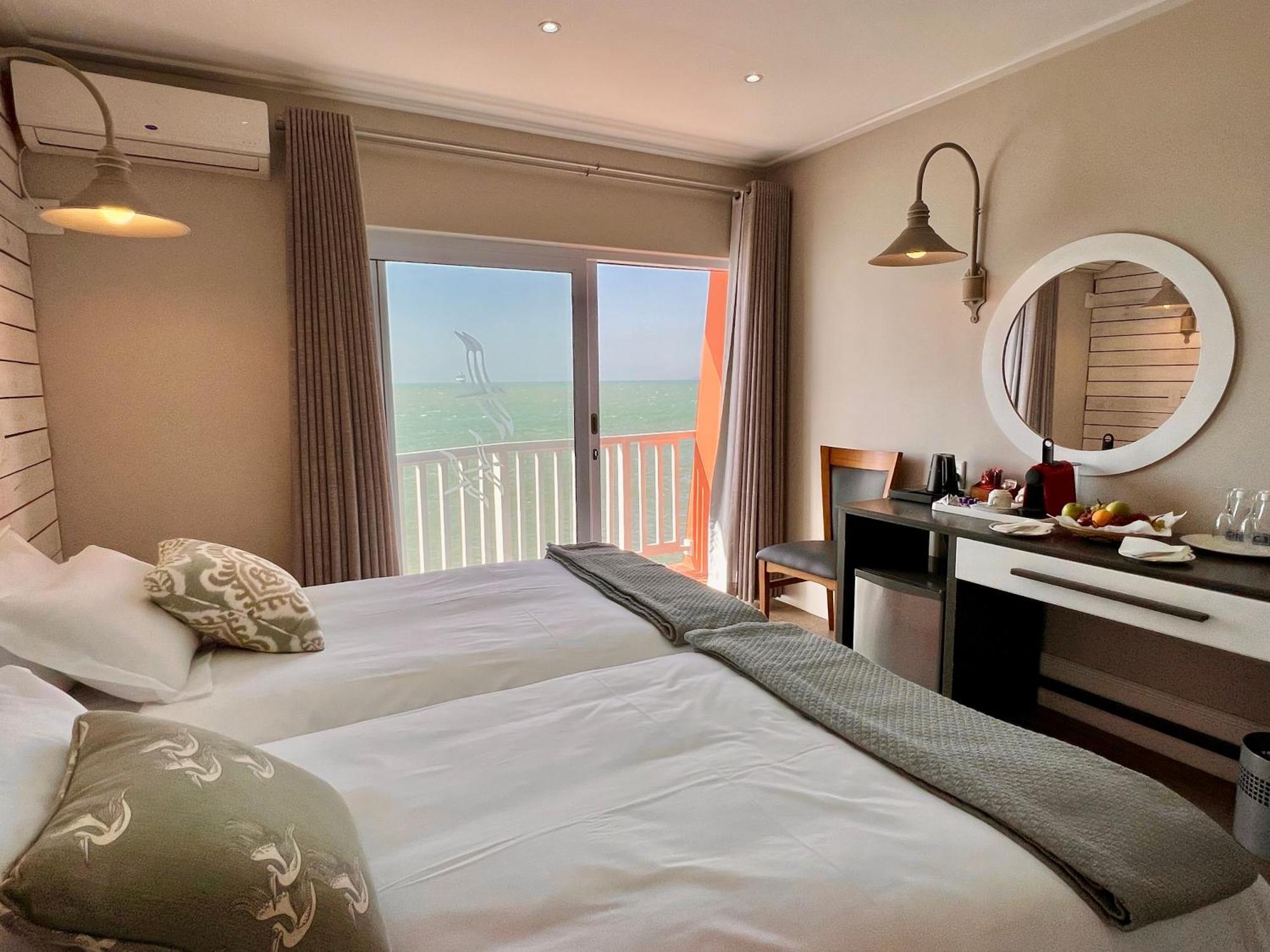 Luederitz Nest Hotel Bagian luar foto